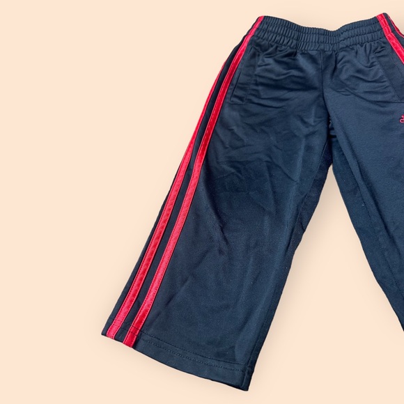 Toddler Black And Red Adidas Three Stripe Elastic Waist Track Pants Size 3T - Picture 5 of 6